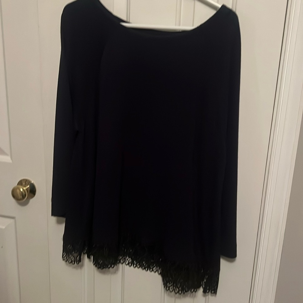 Loft navy blue knit tunic top with black lace trim